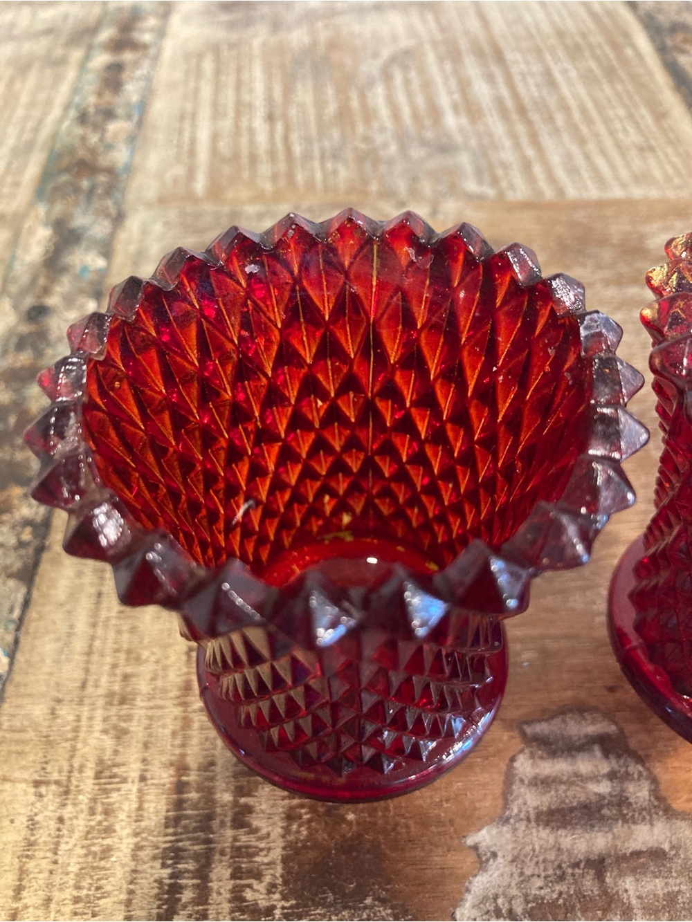 2 Pegged Glass Votive Holders Vintage Red Painted Diamond Pattern 70s-80s Decor - Picture 10 of 13
